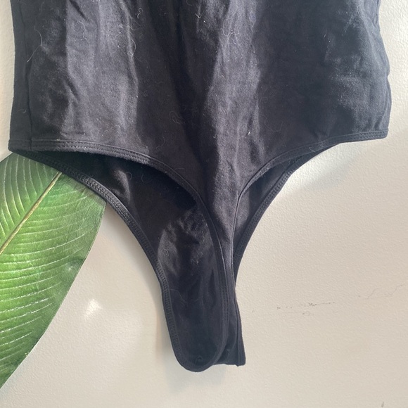AMERICAN APPAREL Cotton Spandex Racerback Thong Bodysuit 🖤 - Picture 4 of 10